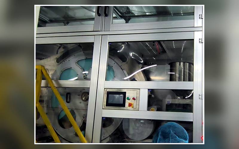 Station 04 SAP Addition on a sanitary napkin production line